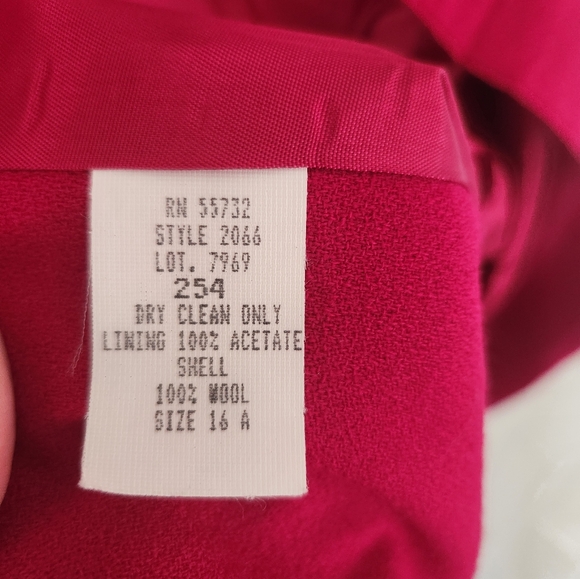 Lynn Greene for Richard Neal Ltd. Wool Suit - Picture 4 of 17